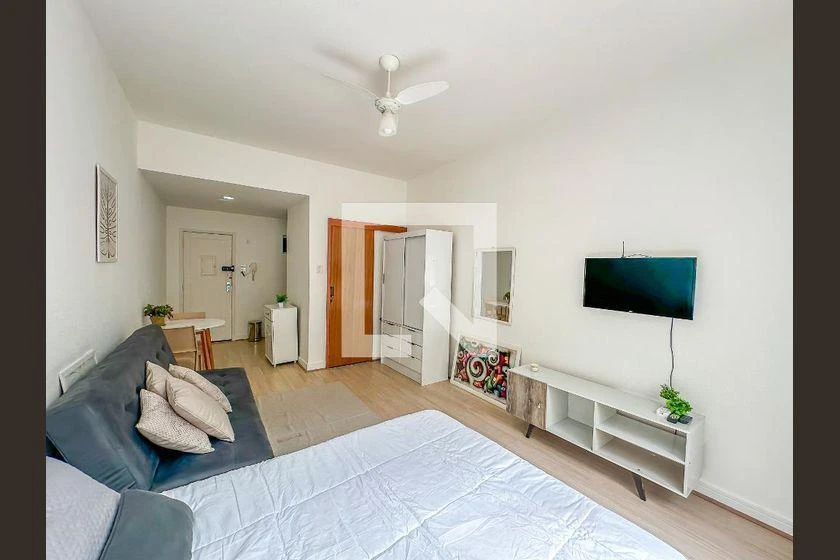 Furnished studio, 30 m² — photo 16