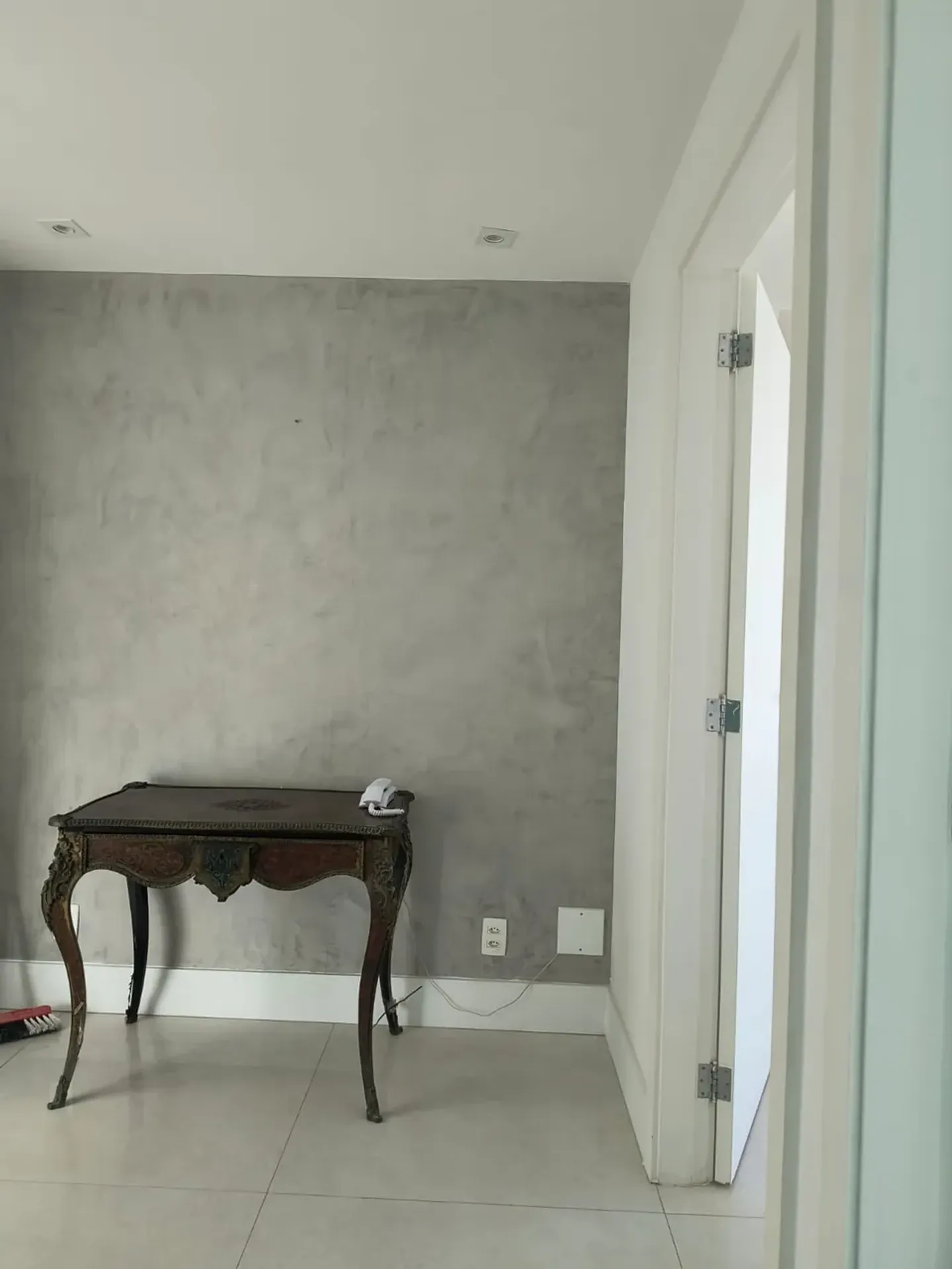Rooftop apartment with 3 bedrooms and 1 bathroom — photo 22