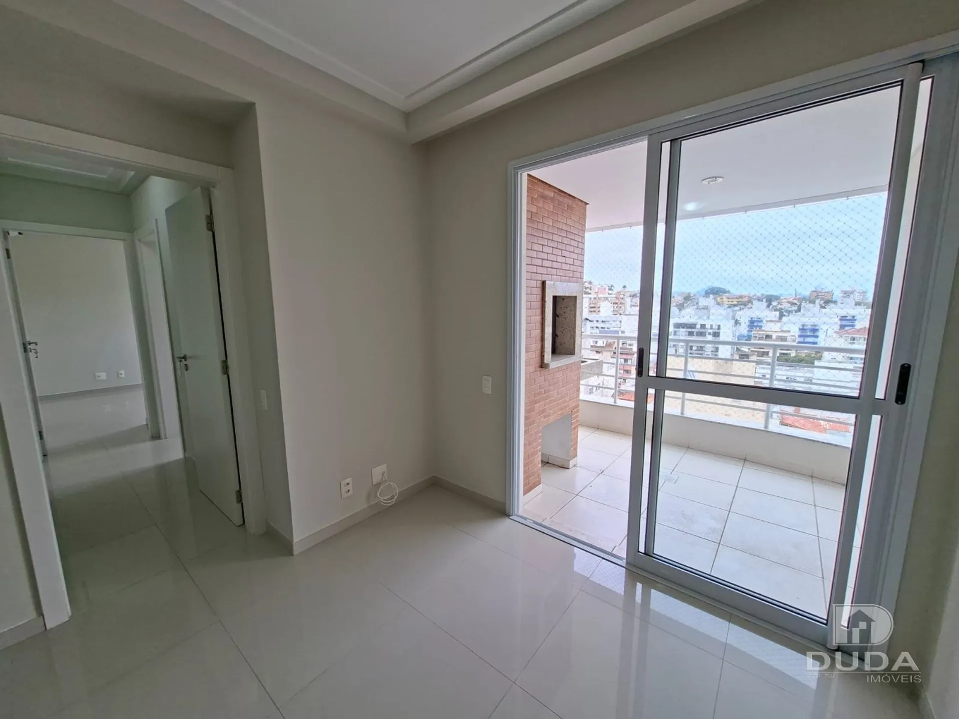 Apartment on the 10th floor with floor-to-ceiling windows — photo 9