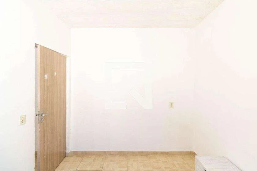 Estudio de 30 m² con 1 dormitorio y cocina con muebles — photo 16