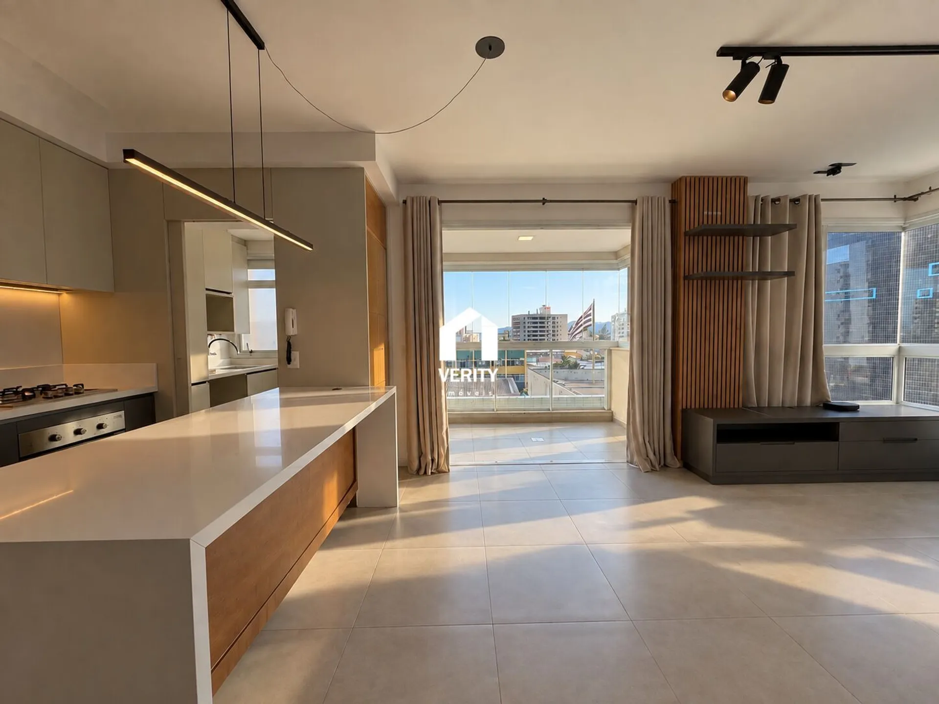 Apartment, 101 m², with a water view — photo 2