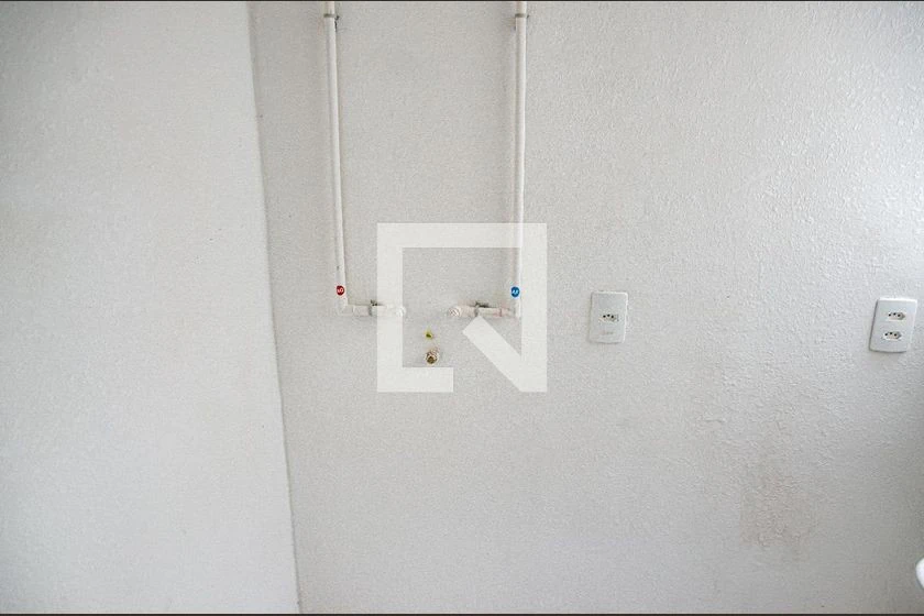 2-bedroom 45 m² apartment with a dedicated laundry area — photo 27