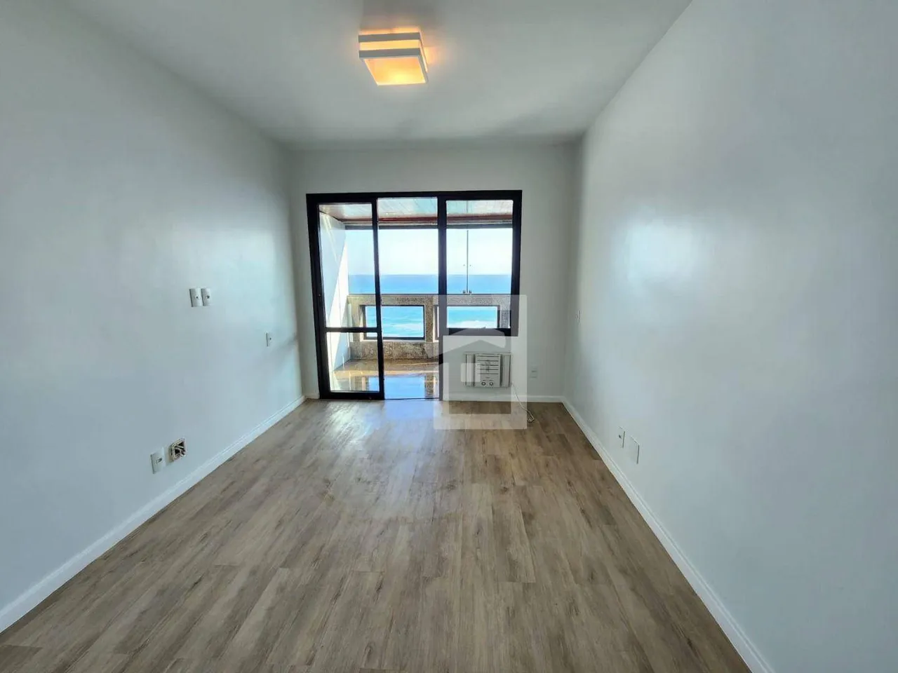 4-bedroom apartment with 315 m² and 5 bathrooms — photo 8