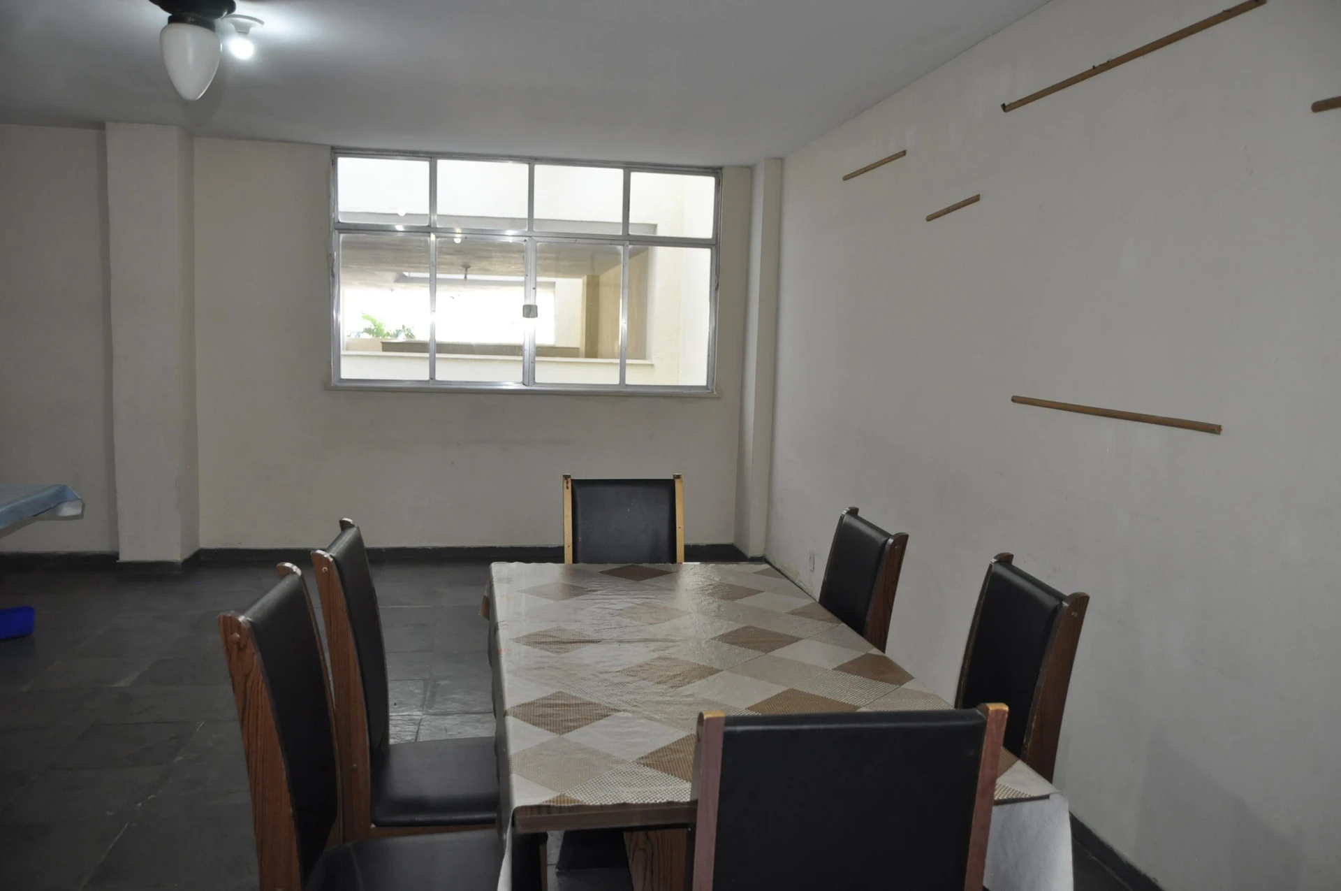 Rental apartment with 2 bedrooms and 1 parking spot — photo 24
