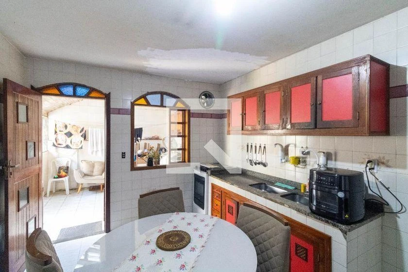Casa mobiliada com 2 quartos e fogão a gás — photo 17