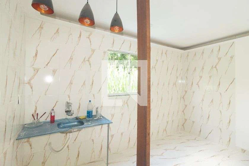 Casa com 2 quartos e varanda, 55 m² e 3 vagas