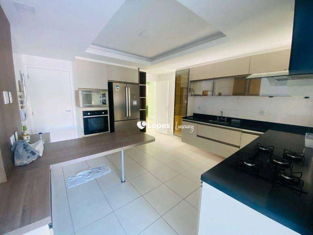 Furnished apartment with 4 bedrooms and mountain views — photo 4