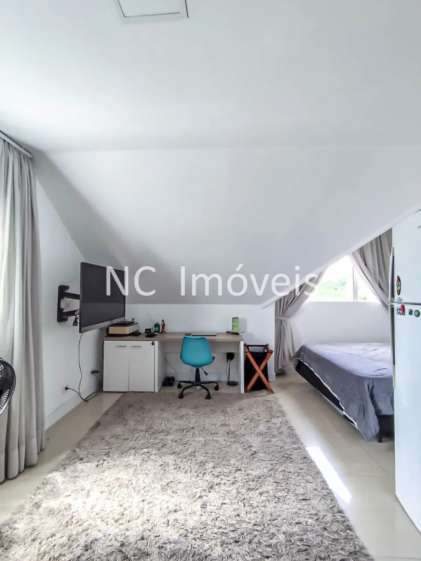 Меблированный двухэтажный дом: 3 спальни, 128 м² — photo 4