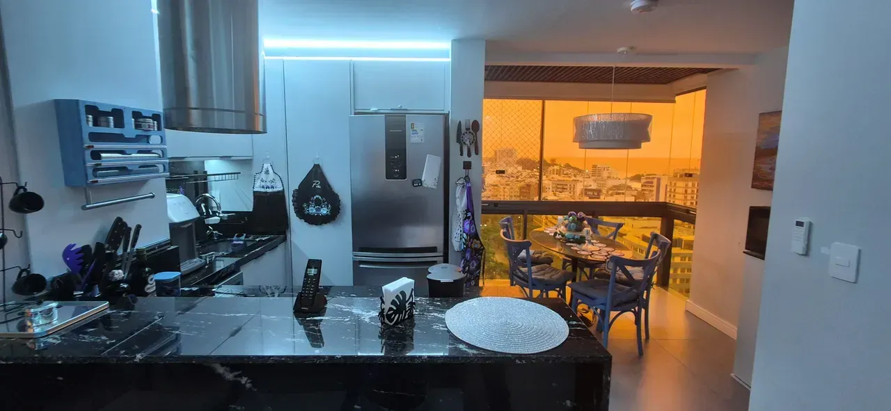 Furnished apartment with 2 bedrooms and enclosed balcony — photo 2