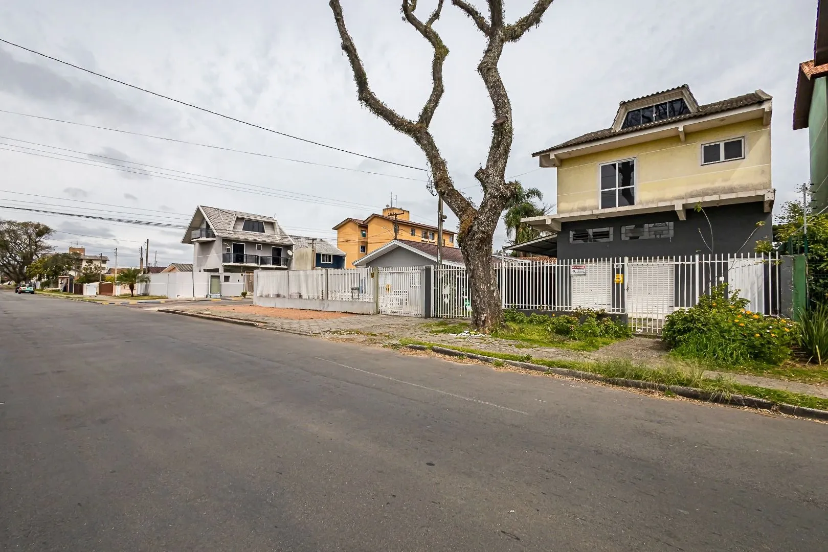 Casa com 2 dormitórios e 300 m² — photo 9