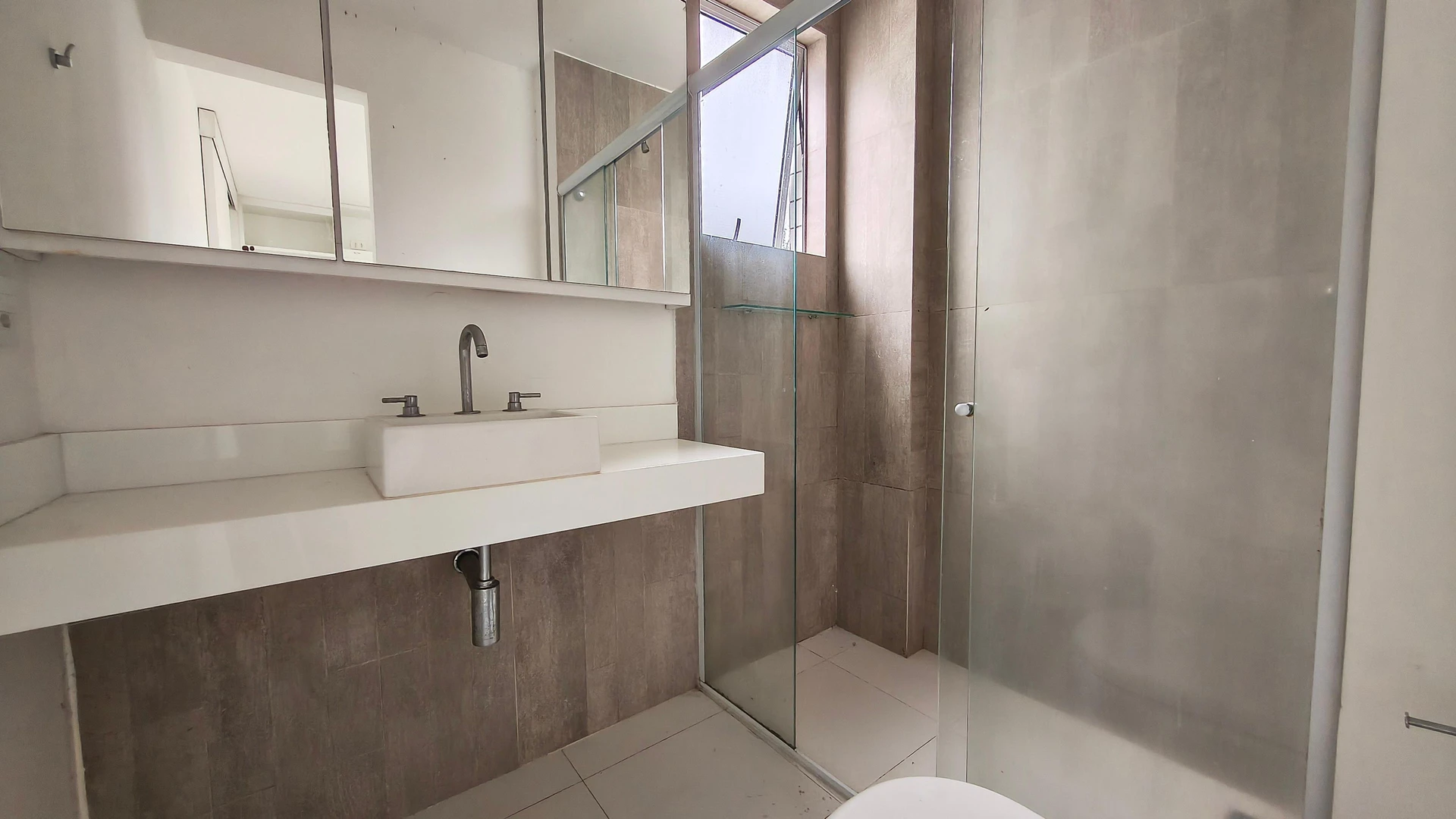 Apartment, 75 m², with a glass-enclosed balcony — photo 17
