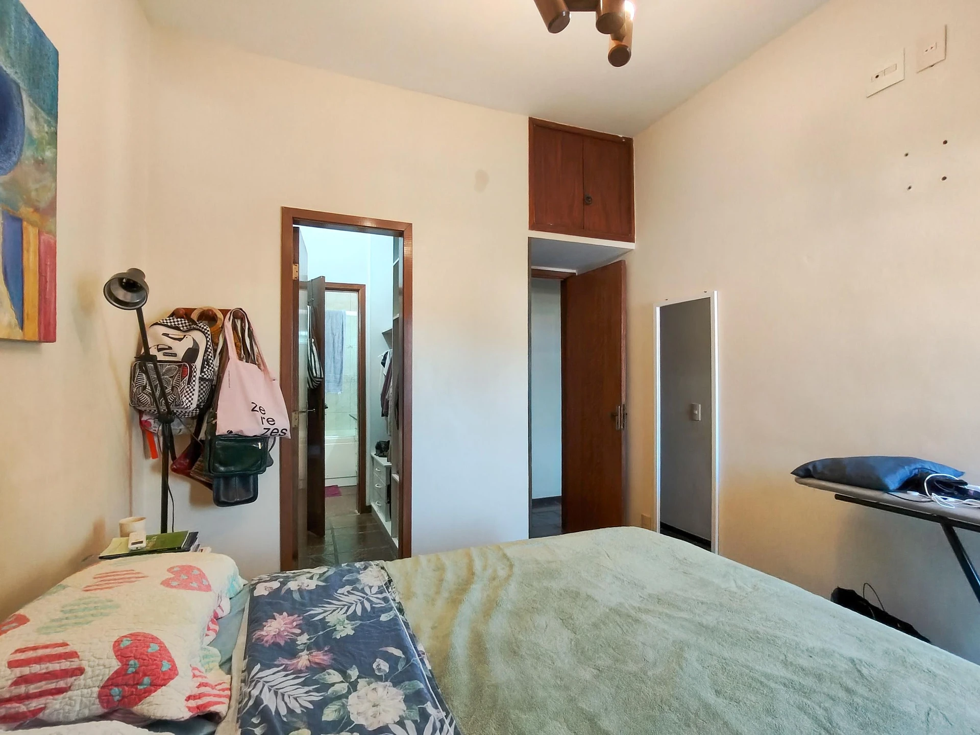 Apartamento mobiliado de 3 quartos com banheira — photo 45