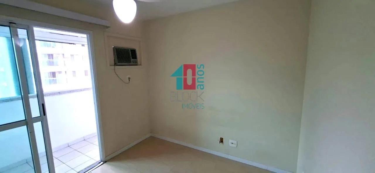 Unfurnished duplex apartment with 2 en-suite bedrooms — photo 21