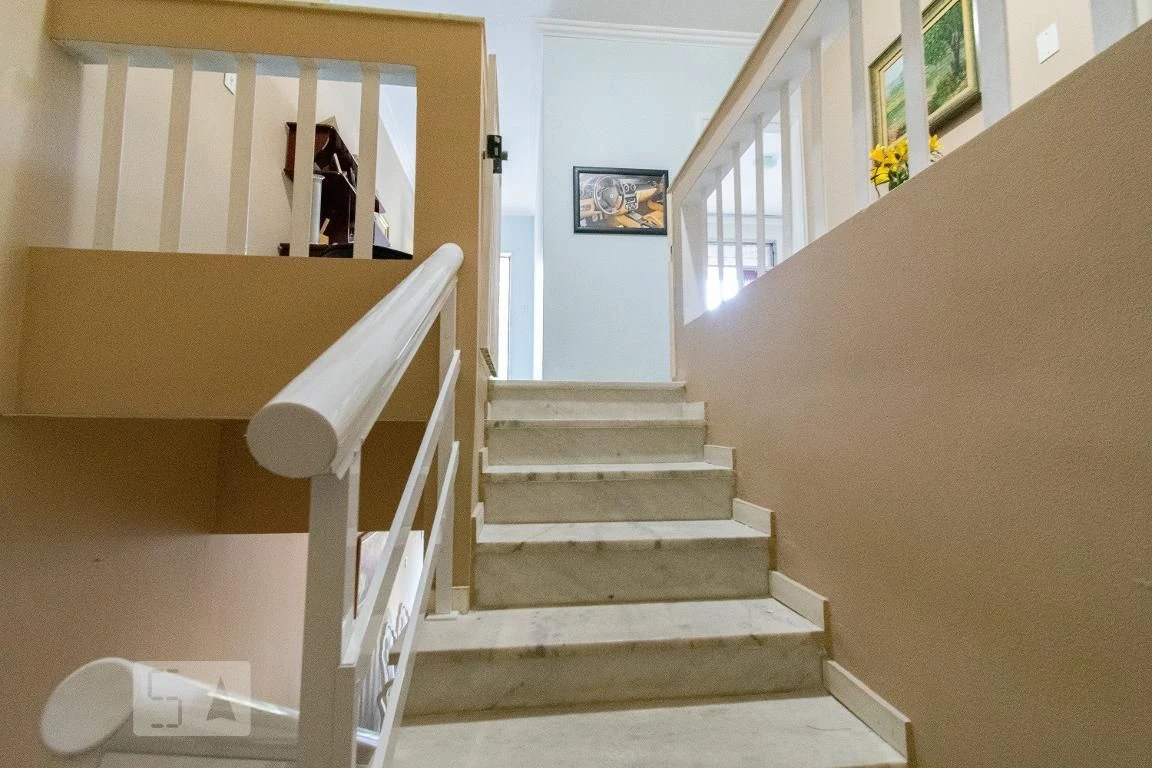 Furnished 4-bedroom house with private garden — photo 55