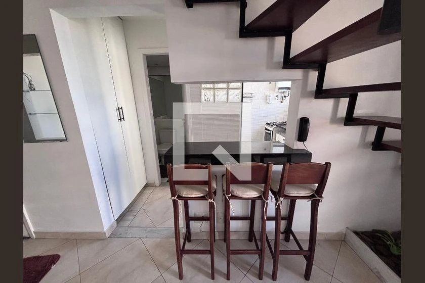 Furnished apartment with 2 en-suite bedrooms and balcony — photo 13