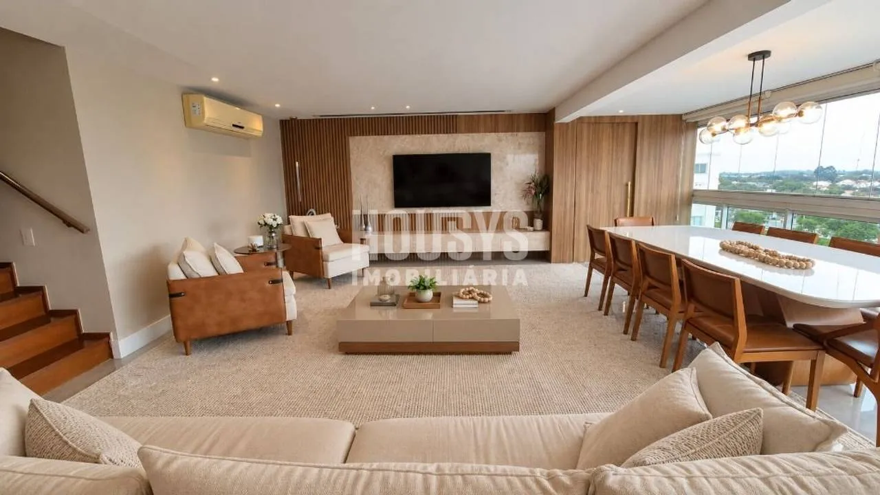 Furnished penthouse with 5 bedrooms and 320 m²