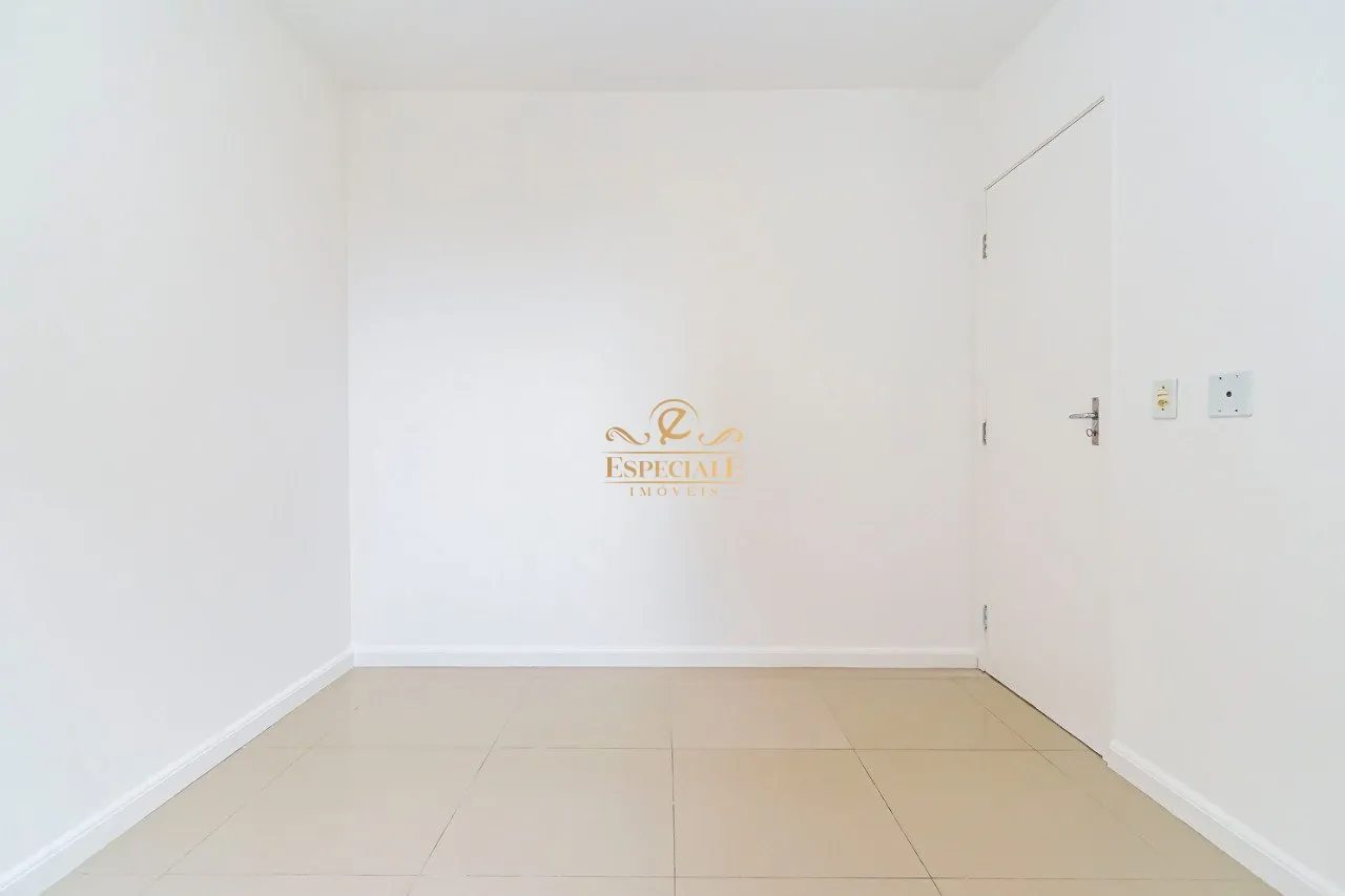 2-bedroom apartment with a balcony and parking spot — photo 22