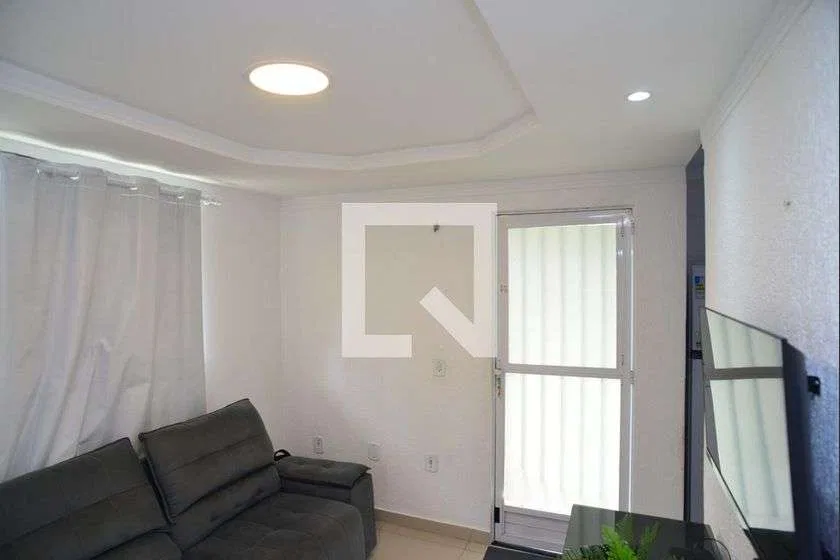Квартира с 2 спальнями, газовой плитой и 40 м²