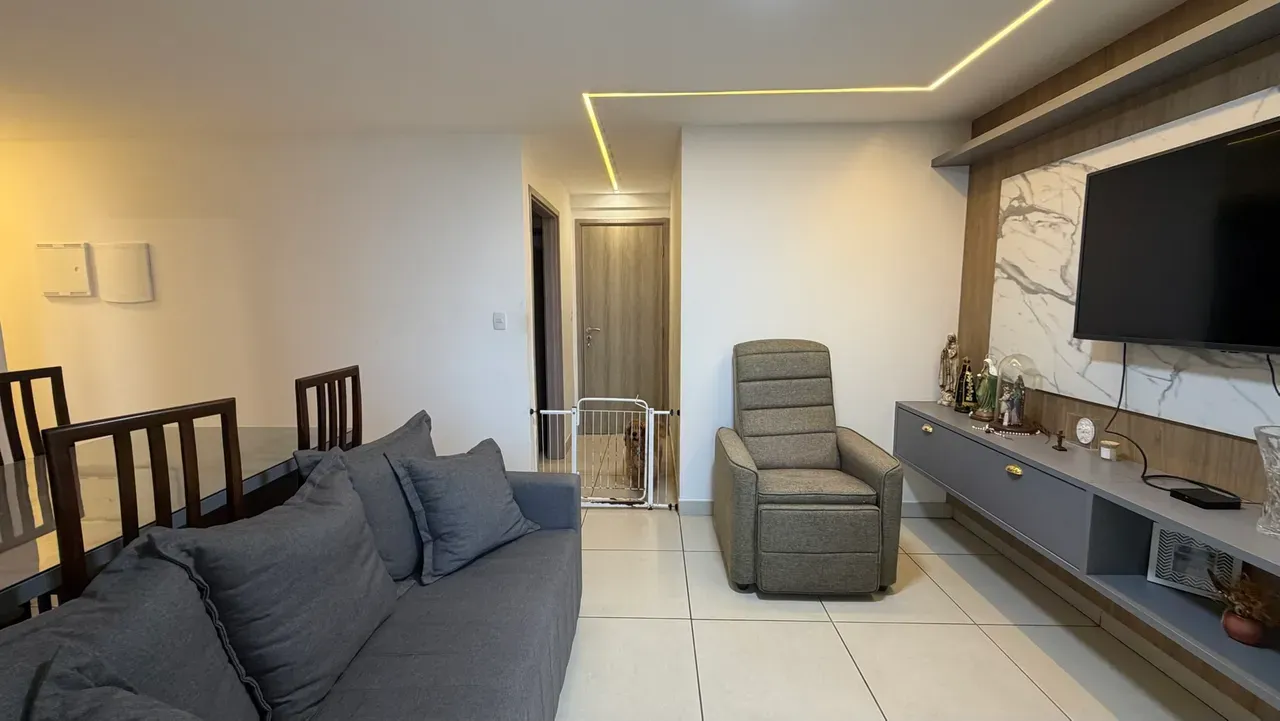2-bedroom apartment with a washing machine in João Pessoa — photo 8