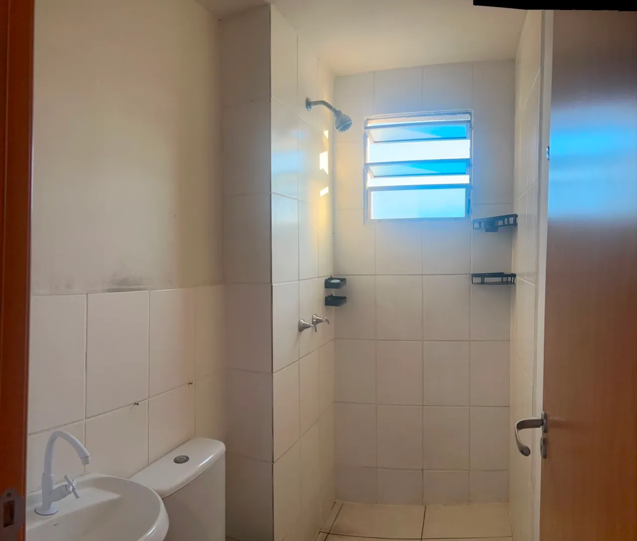 Apartamento con 2 dormitorios y cocina independiente a gas — photo 11