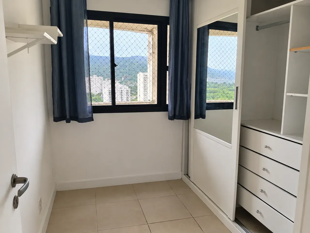 Вид на гори та 2 спальні: квартира 60 м² — photo 13