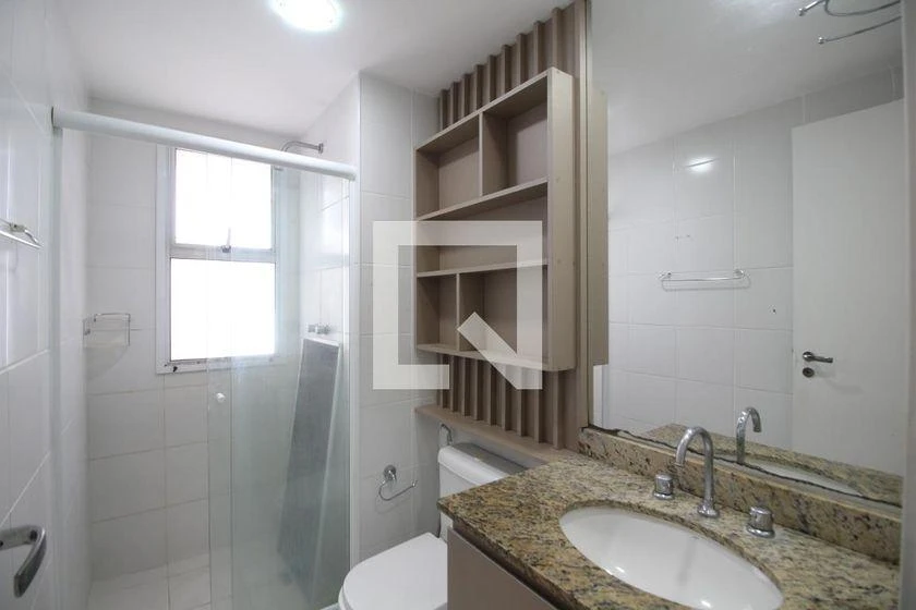 2-bedroom apartment with en-suite and glass balcony — photo 15