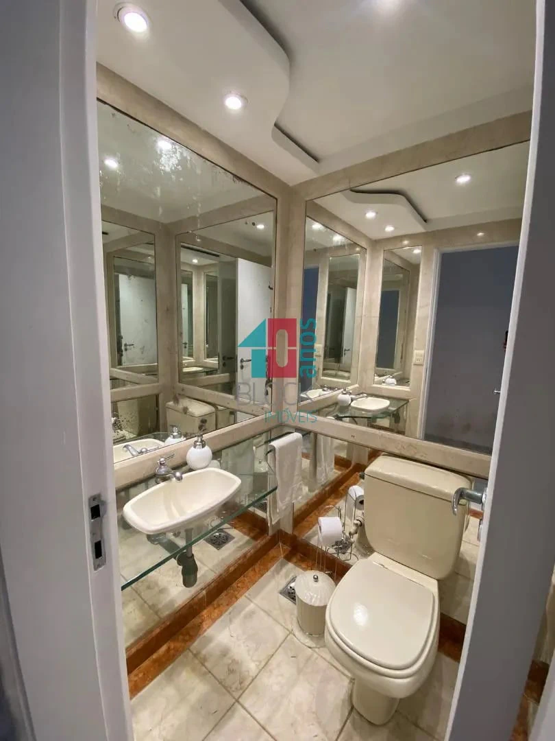 144 m² apartment with a home office and a water view — photo 20