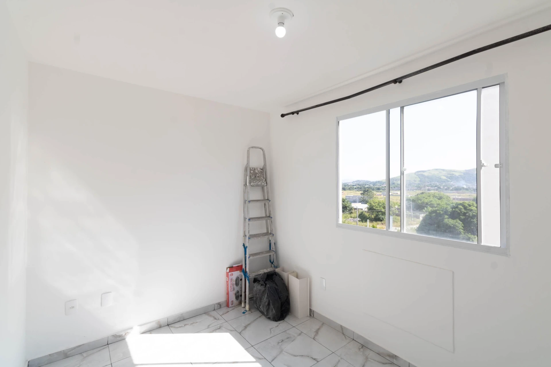Unfurnished 2-bedroom apartment with 1 bath and 2 parking — photo 6