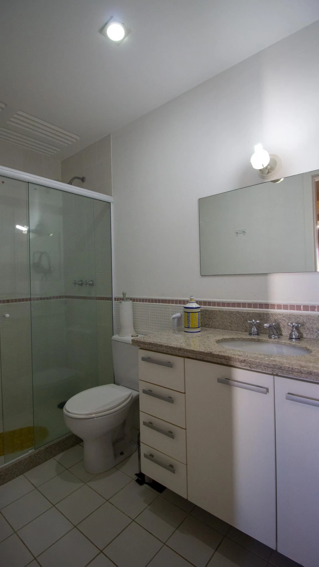 Furnished house with 4 bedrooms and private garden — photo 23