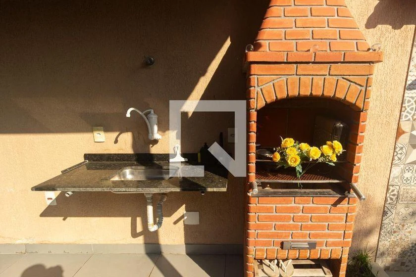 Furnished house with 2 bedrooms and 155 m² — photo 39