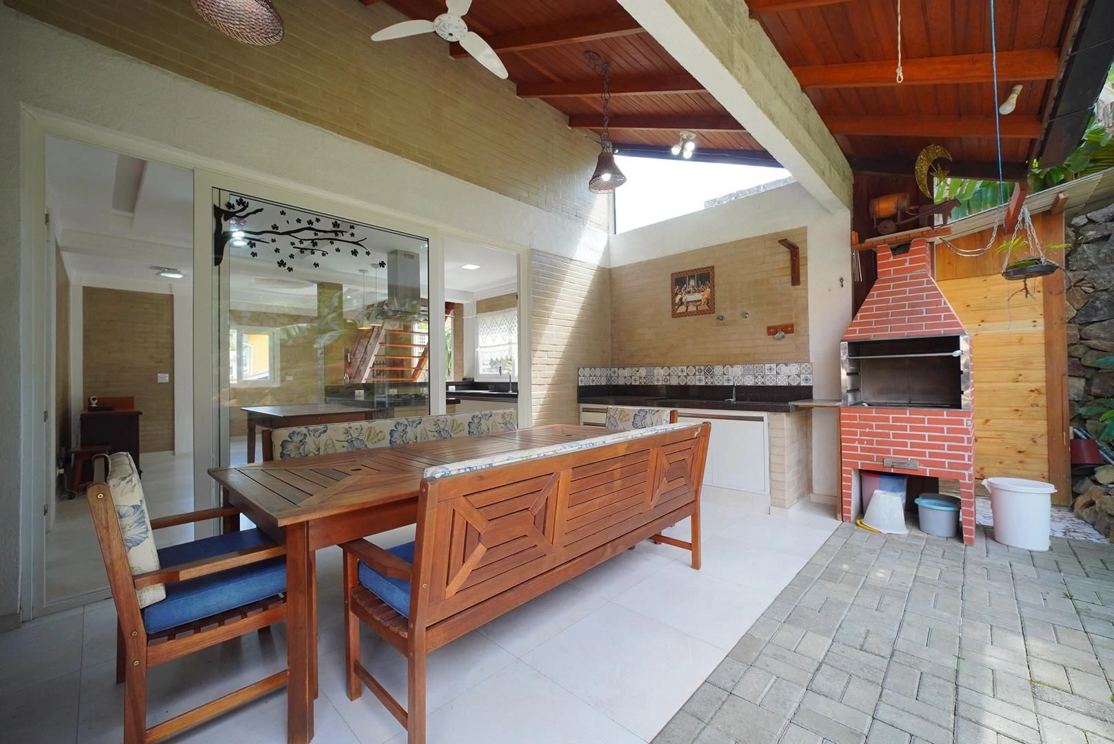 House with 2 bedrooms, 2 bathrooms and private garden — photo 4