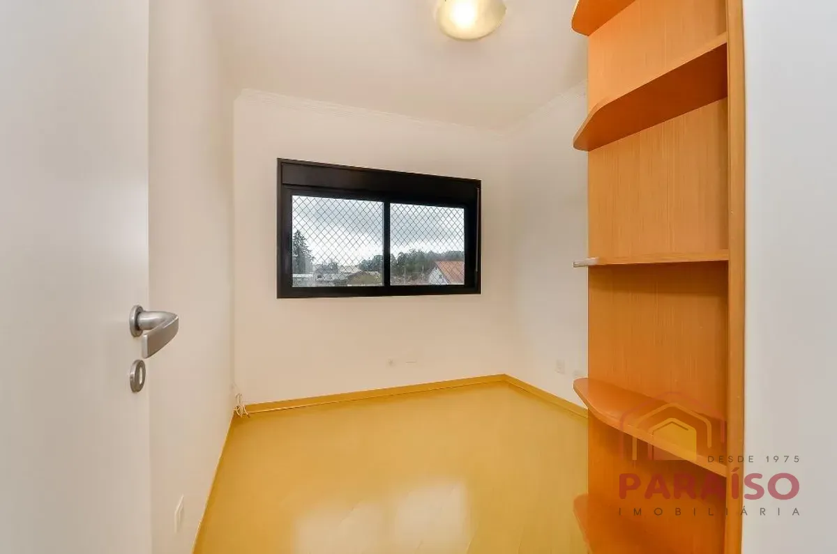 Apartment with 254.0 m², 4 bedrooms and 2 parking spots — photo 25