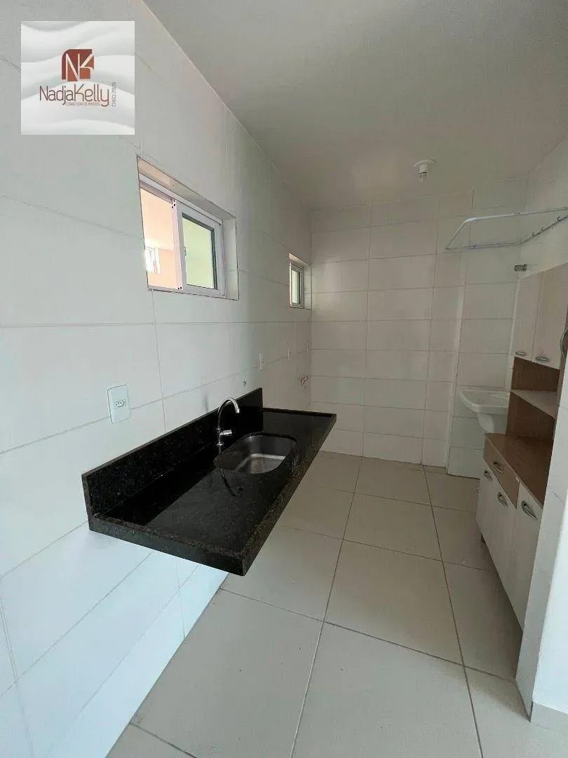 Rental apartment with 2 bedrooms, 58 m² and a balcony — photo 2