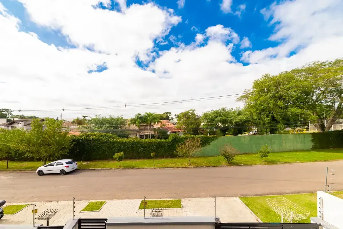 Two-story house with 230 m² and 3 bedrooms, 1 suite — photo 81