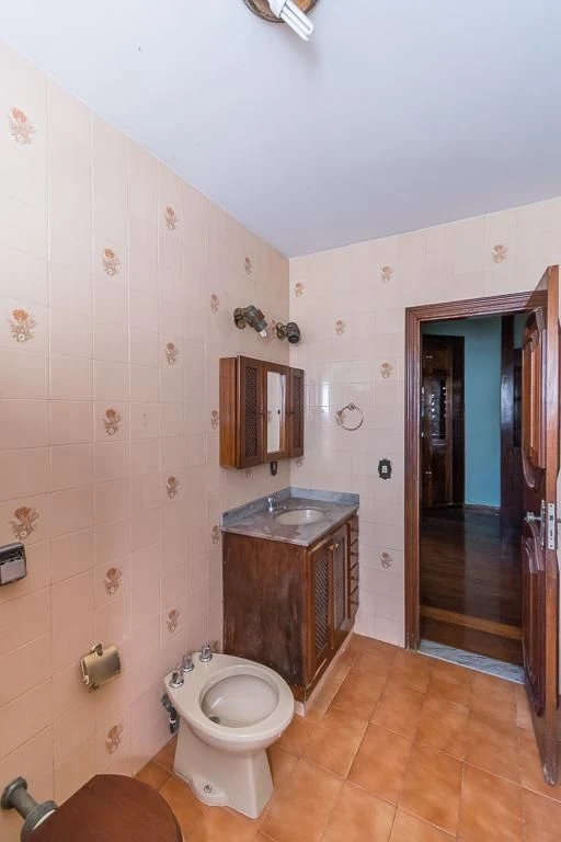 Casa sem mobília com 4 quartos e varanda — photo 39