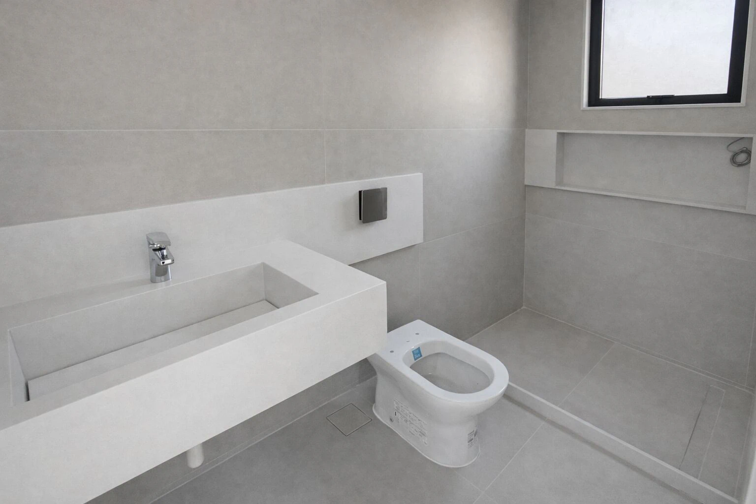 Unfurnished house with 4 en-suite bedrooms and 6 baths — photo 22