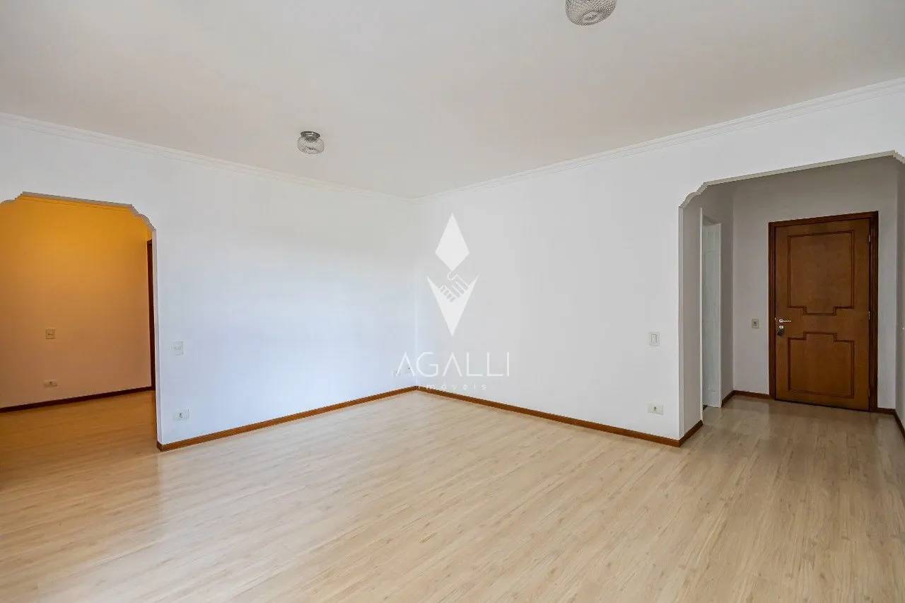 Apartment, 112 m², with a glass-enclosed balcony — photo 33