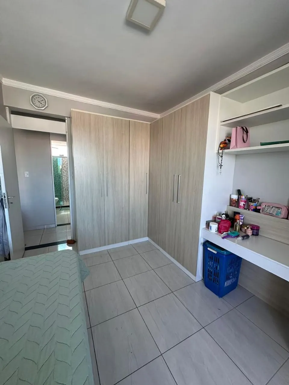 Рабочее место и 2 спальни: квартира 97 м²