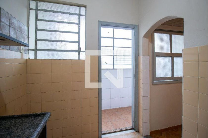 Apartamento para alugar com 2 quartos e 40 m² — photo 7