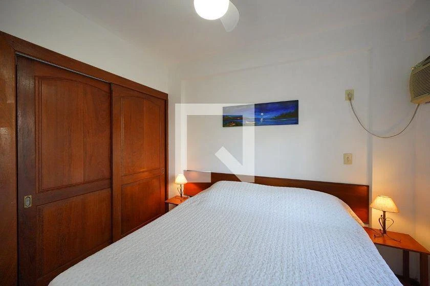 Furnished 2-bedroom apartment with an open gas kitchen — photo 14