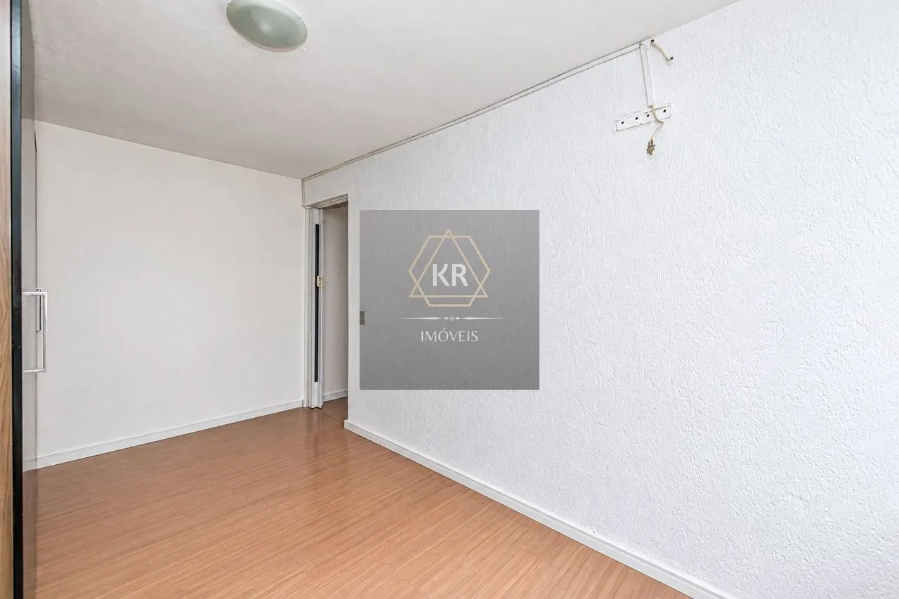 Apartamento com piso de madeira ou laminado, Campo Comprido — photo 20