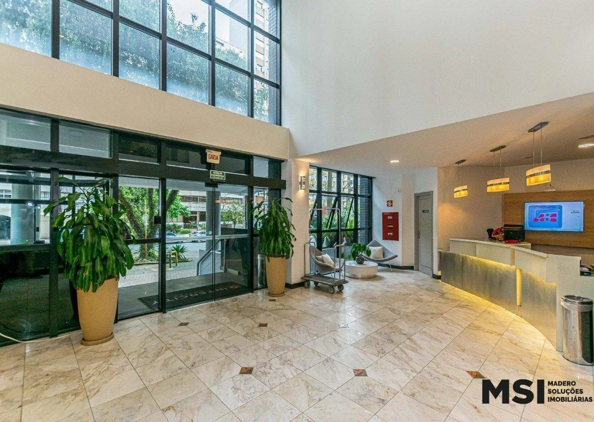 Apartamento mobiliado de 1 quarto com vista para a cidade — photo 17