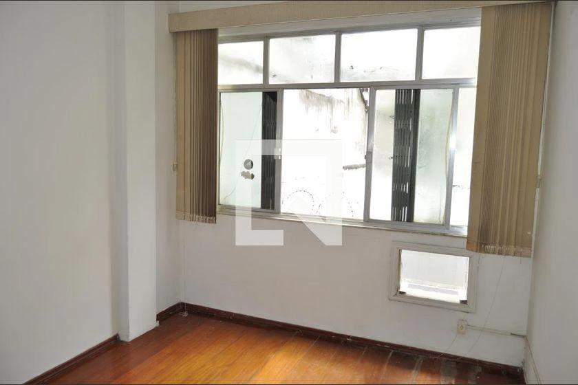 Apartamento com piso de madeira ou laminado, Méier — photo 15