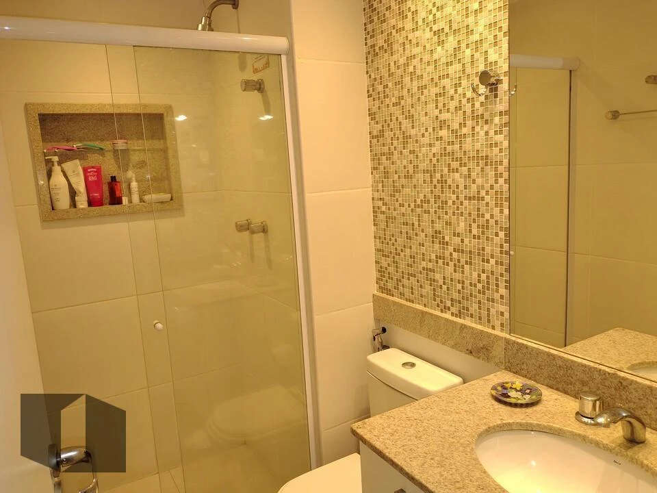 Furnished 84 m² apartment with 3 bedrooms and a suite — photo 19