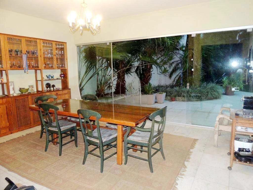 Casa mobiliada com 4 quartos e 2 suítes — photo 32