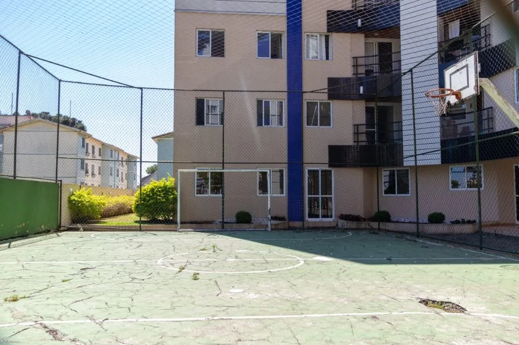 Balcony with a grill in a 2-bedroom apartment, 59 m² — photo 40