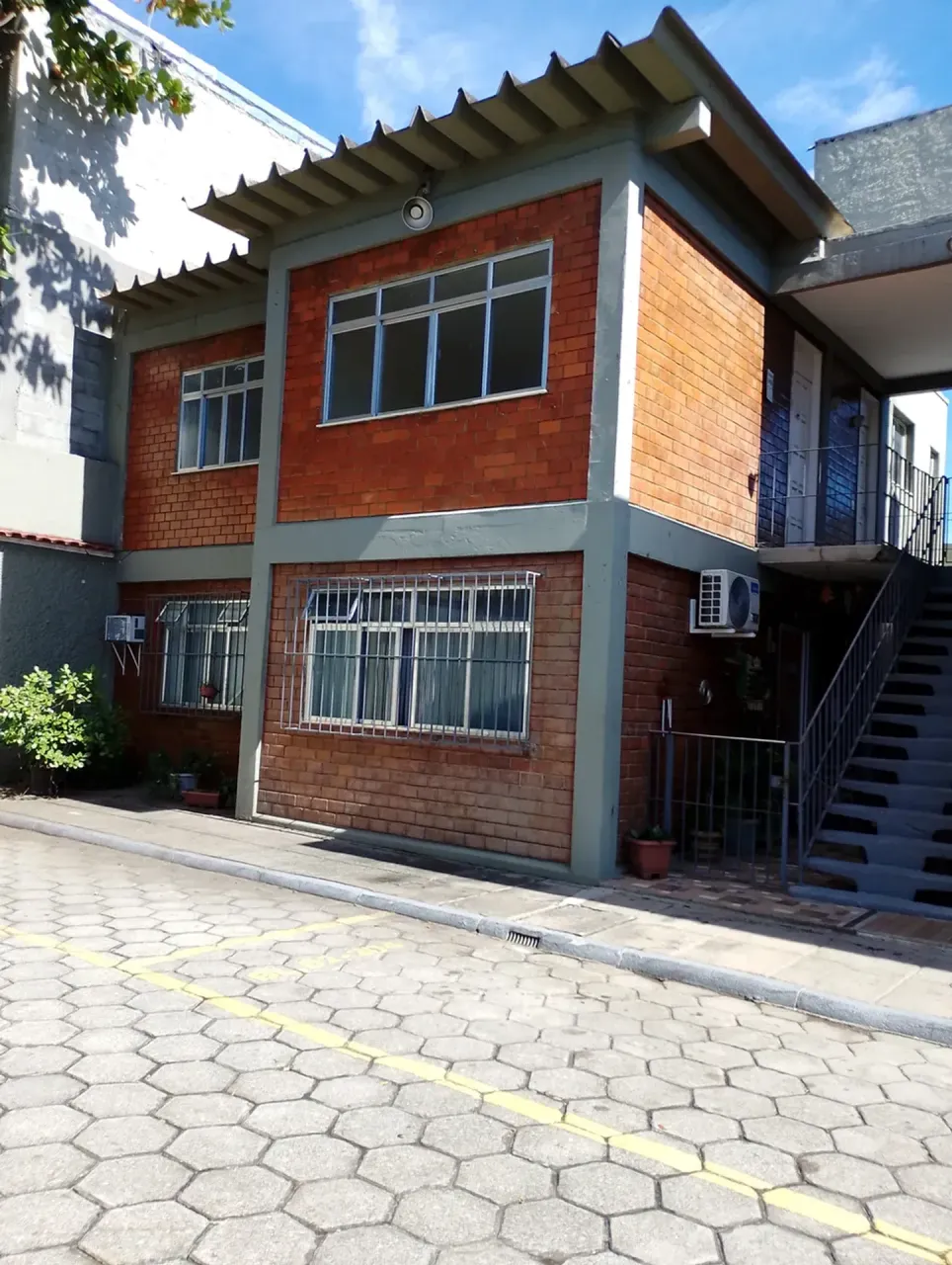 Квартира 65 м² з 2 спальнями та окремою кухнею — photo 14
