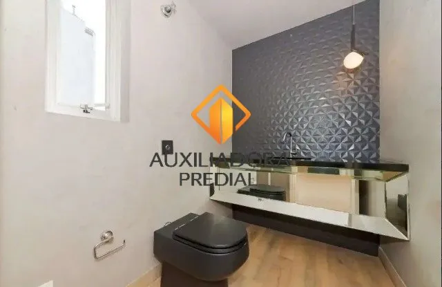 2-bedroom apartment with living room and glassed balcony — photo 22