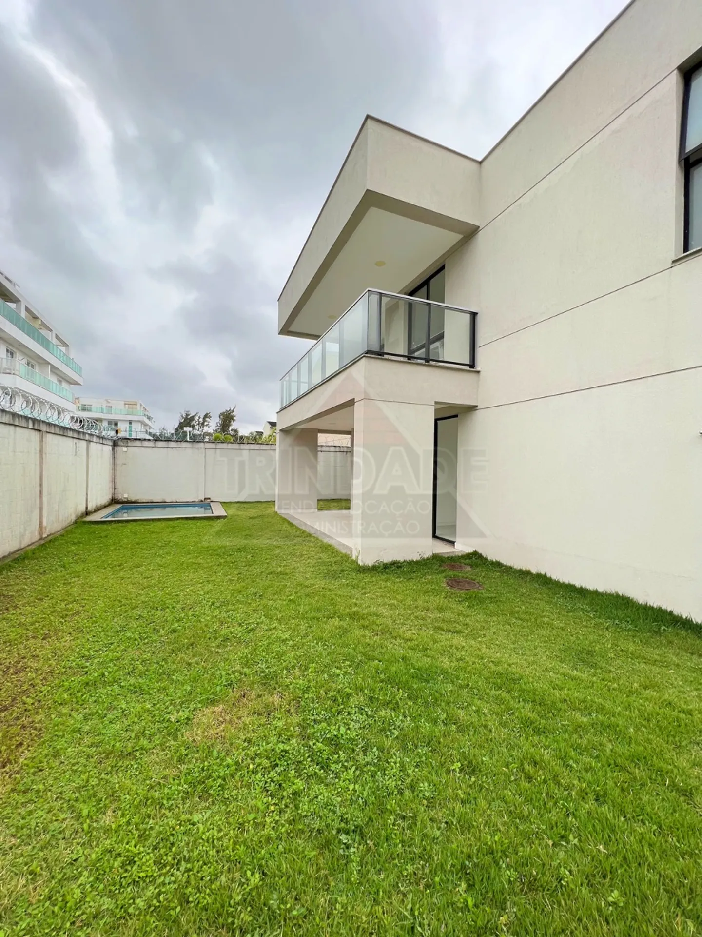 Casa com 3 suítes, 4 vagas e 366 m² — photo 19