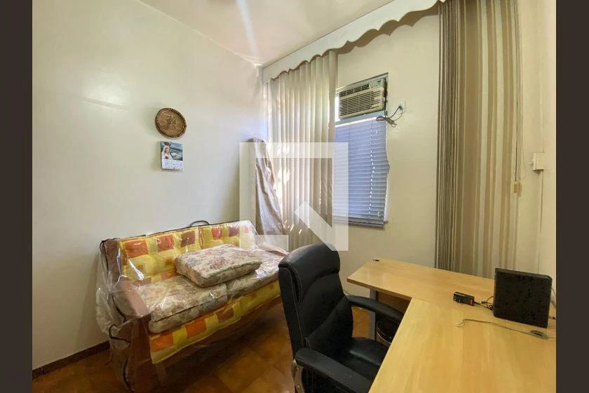 Home office in a 3-bedroom apartment, 90 m² — photo 15